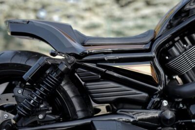 Harley-Davidson V-Rod Billet Turn Signal Bracket